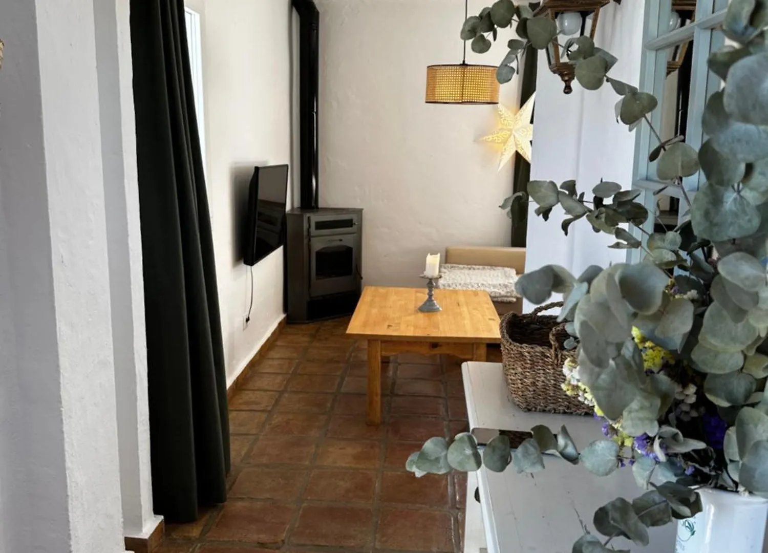 カサーレス Casa Violetaヴィラ 別荘